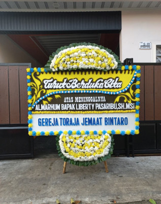 Papan Bunga Duka di Tenun Samarinda
